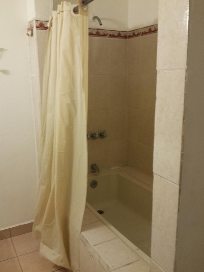 Hostal Aqui Me Quedo サン・ペドロ・スーラ エクステリア 写真