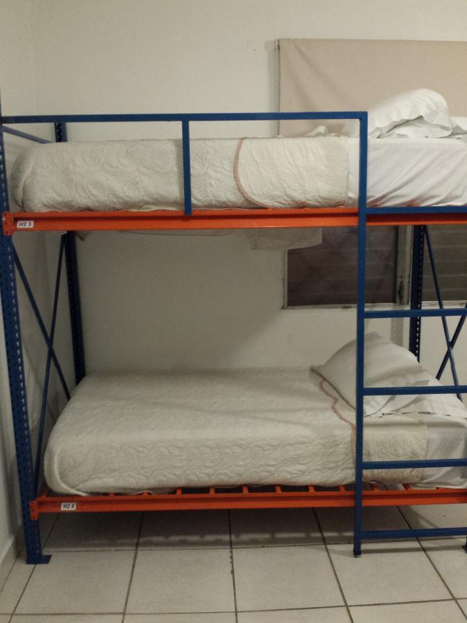 Hostal Aqui Me Quedo サン・ペドロ・スーラ エクステリア 写真